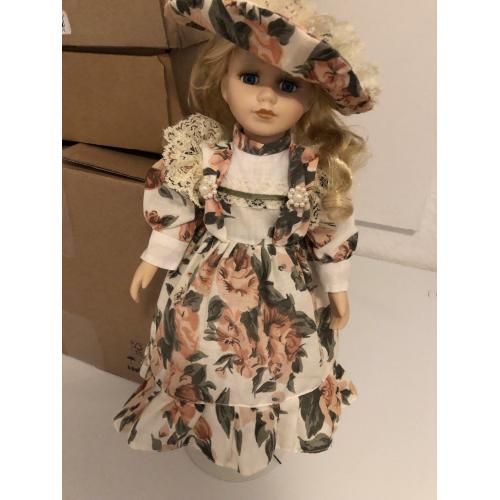 Кукла фарфоровая, коллекционная. 39,5 см.
