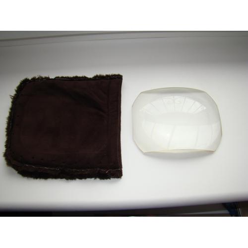 Большая линза, лупа, увеличительное стекло с чехлом для переноски из СССР.