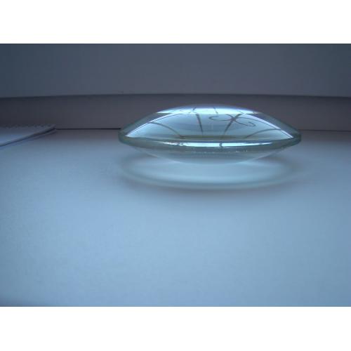 Большая линза, лупа, увеличительное стекло из СССР.