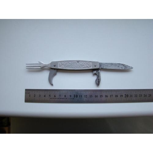 Четырехпредметный  туристический нож  Харьков клеймо СМЗ из СССР.