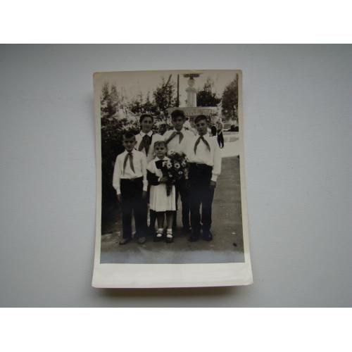 Фото 1 сентября, октябрята, пионеры, 70-е гг.