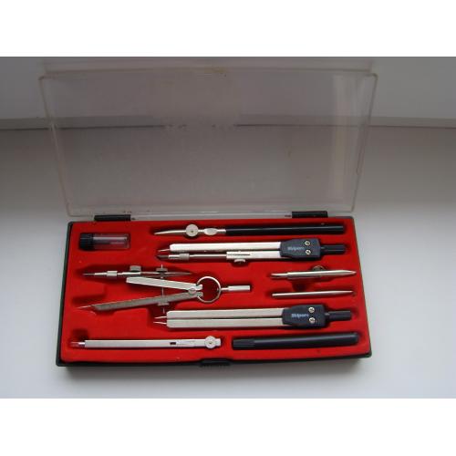 Готовальня, набор чертежных инструментов Koh-i-noor 6902 "Skipera".  