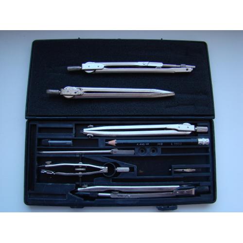 Готовальня НЧК-14-2 из СССР.