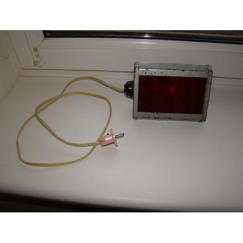 Красная лампа для фото из СССР.