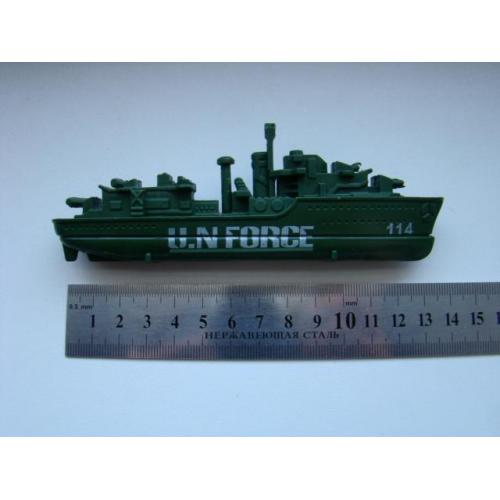 Детская игрушка Военный корабль.