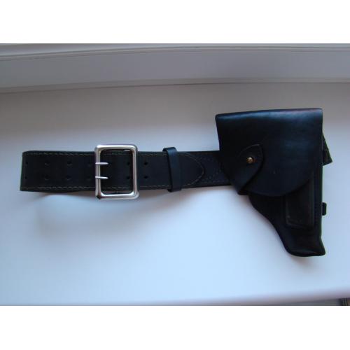 Офицерский кожаный ремень с кобурой для пистолета ПМ ВМФ СССР.