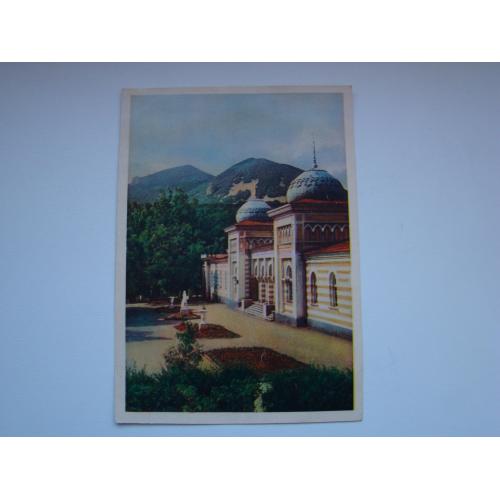 Открытка Железноводск здание ванн, 1954 г. СССР.