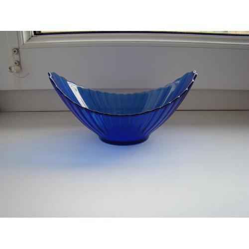 Ваза, вазочка, синее стекло, Франция.