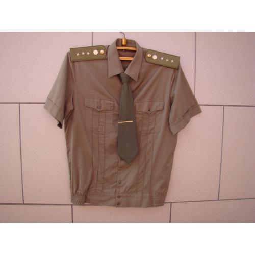 Рубашка (шведка) женская с галстуком и зажимом ст.прапорщика хим.войска ВС СССР.