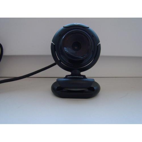 Веб-камера Microsoft Lifecam VX-1000.