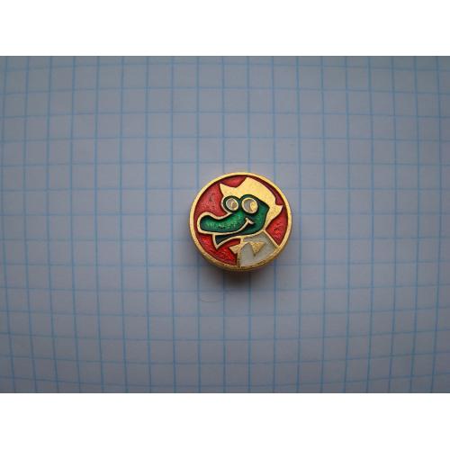 Значок Крокодил Гена.