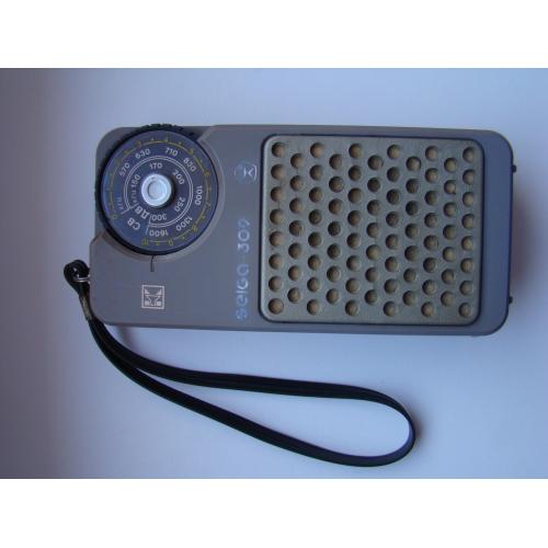 Радиоприемник Селга- 309 Selga-309 из СССР.