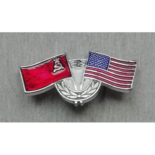 Знак СССР Флаг. Дружба СССР, США