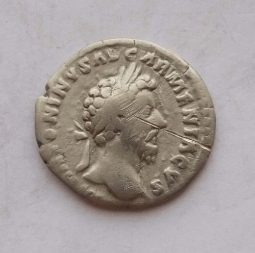 Денарій Марк Аврелій, Благочестя (PIETAS). Срібло.