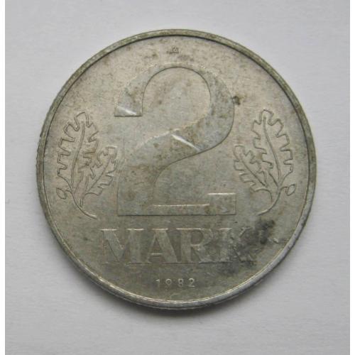 2 марки = 1982 р. = НДР - НІМЕЧЧИНА \\