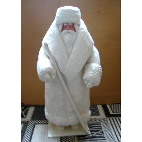 ДІД МОРОЗ = ЯЛИНКОВА ІГРАШКА = ріст 50 см. = Фабрика дитячих іграшок  м.Рівне - 1970 р. = СРСР \\