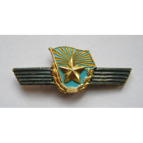 Классность - Сверхсрочник ВВС = легкий метал 