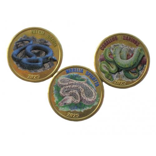 Красиві монети фауна Змії 2025
