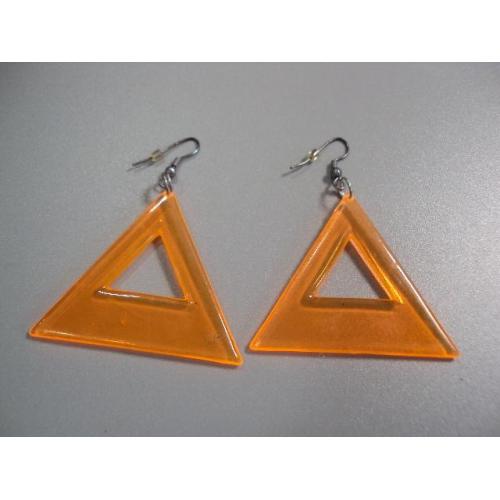 бижутерия серьги триугольники оранжевые пластик 4,4 см №10875