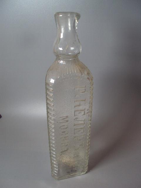 бутылка трехгранная Р. КЕЛЕРЪ и К Москва высота 23,5 см (№ 61)