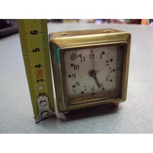 Настольные часы будильник размер 5,6 х 5 см (№167)