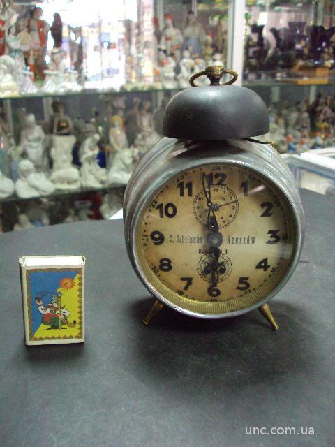 часы настольные будильник Юнганс JUNGHANS (№ 745)