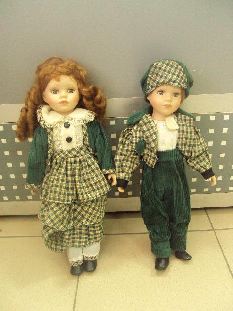 Фарфоровые куклы пара мальчик с девочкой №462