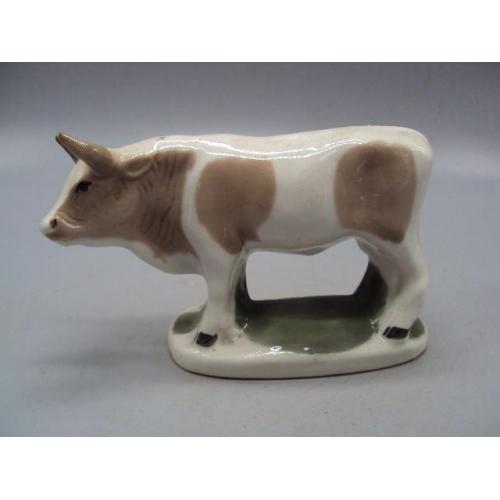 Фигура фарфор статуэтка Германия корова бык коровка бычок высота 9,5 см, длина 14,8 см №77