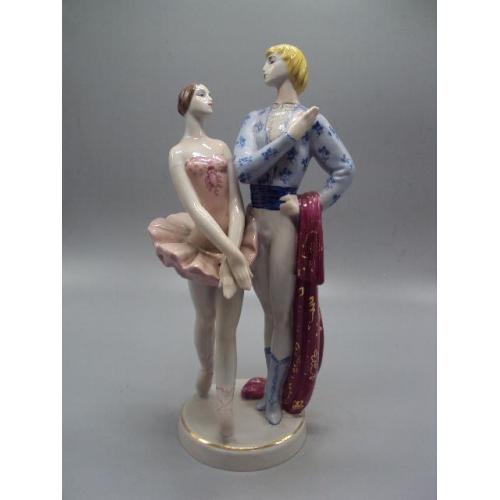 Фигура фарфор статуэтка Киев балет дуэт Ромео и Джульетта балетная пара высота 29,8 см №221