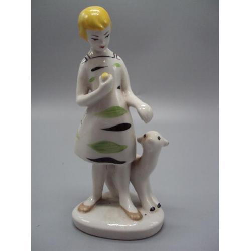 Фигура фарфор полонное ЗХК статуэтка девочка с козленком козликом высота 16 см №15610МЯ