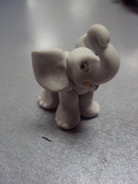 Фигура пластик миниатюра слон слоник слоненок №10181а