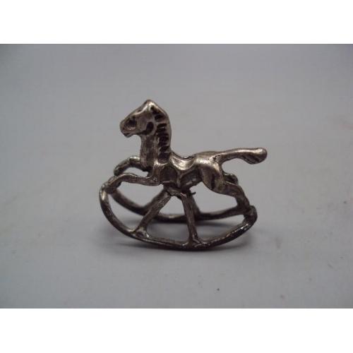 Фигура миниатюра статуэтка лошадка качалка лошадь конь серебро 800 проба вес 4,99 г высота 2,2см №39