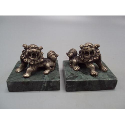Фигура на подставке статуэтка собаки или львы Китай серебро 2 шт вес 398 г (чистый 179,58 г) №14348