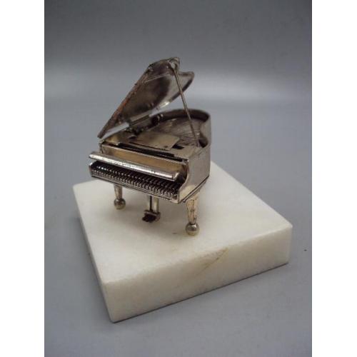 Фигура на подставке статуэтка пианино рояль фортепиано серебро 925 проба вес 249,77 г и 1283 г №54 