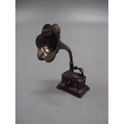 Фигура миниатюра статуэтка граммофон серебро 925 проба Европа вес 16,01 г высота 4,9 см №3684