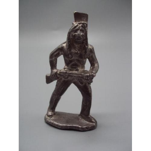 Фигурка миниатюра олово индеец детская игрушка высота 7,4 см вес 95,96 г металл литье №15628
