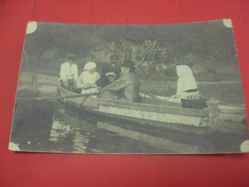фотография отдых священник на лодке №917