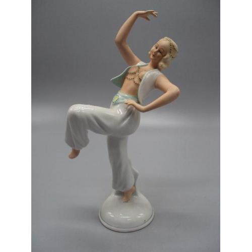 Фигура фарфор статуэтка Schaubach Kunst Германия Кунст танцовщица девушка танцует 23 см №14493
