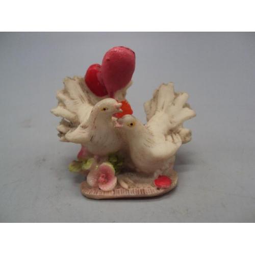 Фигурка пластик статуэтка миниатюра голуби с сердечком сувенир высота 4,8 см №14179