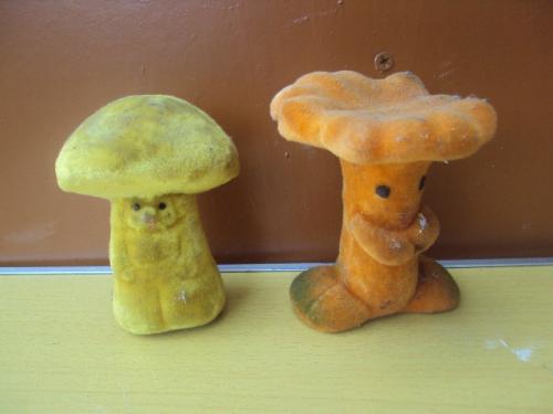 Игрушки грибы флок грибочки редкие флоковые ссср б/у лот 2 шт №3242