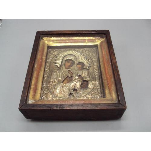 Икона Богородица Божья мать в киоте и окладе размер 23,8 х 20,7 см №13834
