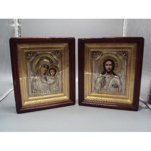 Иконы венчальная пара Спаситель и Пресвятая Богородица в киотах посеребрение 27,5х 23,5см №11035