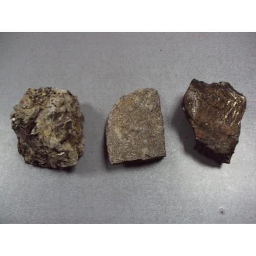 Камни минералы с пиритом, кварцы геология лот 3 шт №11549
