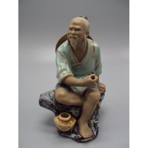 Фигура керамика статуэтка Китай рыбак китаец с удочкой ловит рыбу 50-е года высота 13,3 см №13567