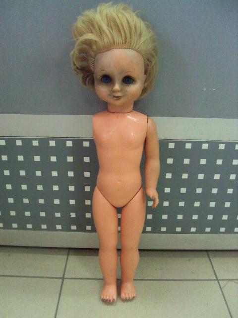 Кукла ГДР без руки пластик №9997