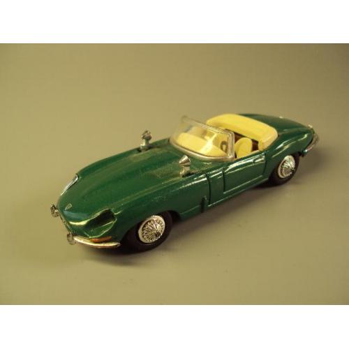 машинка jaguar e cabriolet 1961 ягуар e-type зеленый new-rey 1997 1:43 китай длина 10,3 см №10793