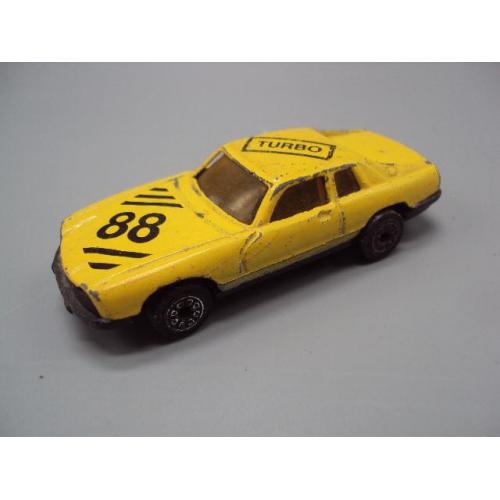 Машинка модель Corgi Jaguar XJS yellow 88 turbo желтый корги ягуар Китай №18852
