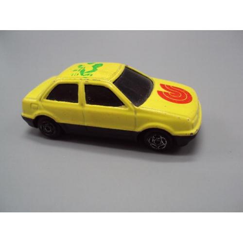 Машинка модель exotic 1993 Isuzu Gemini yellow sedan racer 20 желтая исузу Китай №18869