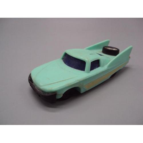 Машинка модель Фло из мультфильма Тачки Flo disney pixar gm motorama №18755