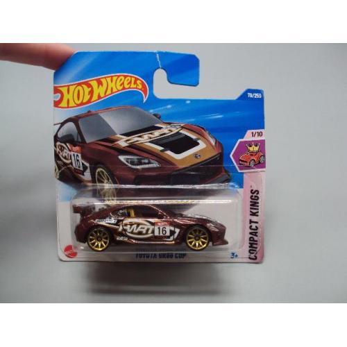 Машинка модель Hot Wheels Toyota GR86 Cup тойота №18743с